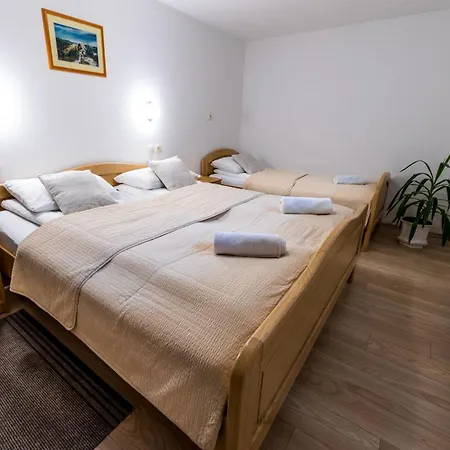 Zimzeleni Apartamento