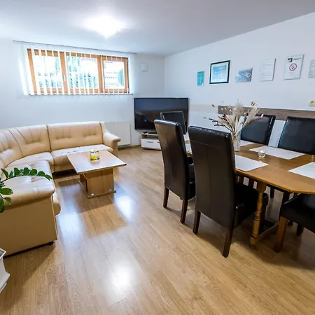 Zimzeleni Apartamento